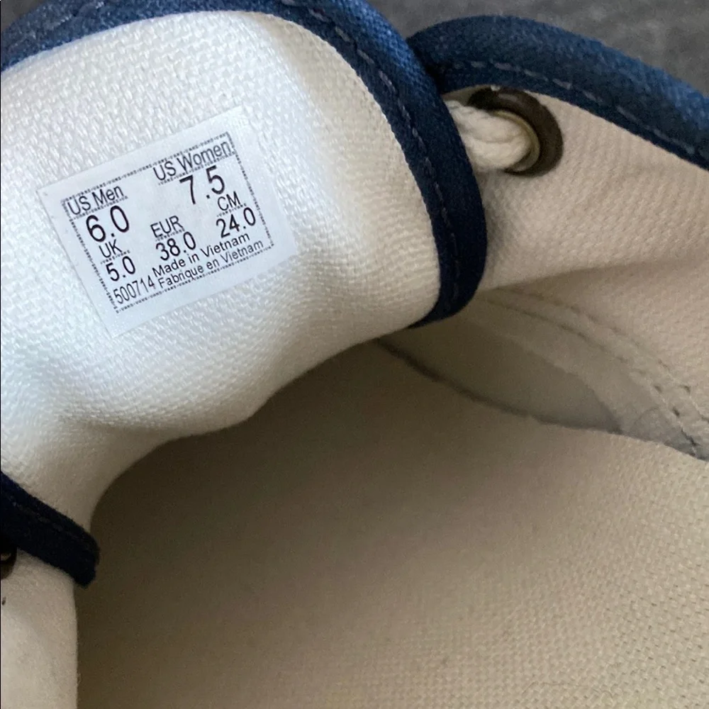 Vans Navy and Rainbow Stripe Sneakers women’s size 7.5 - Picture 10 of 13